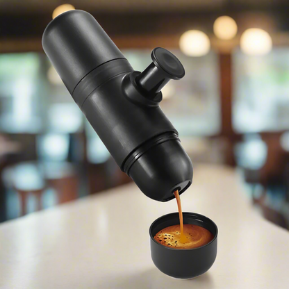 Portable Coffee Machine: Always fresh coffee within reach!